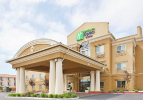 Holiday Inn Express & Suites Salinas, an IHG Hotel